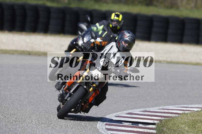 /01 02.04.2026 MAZ ADR/Gruppe rot/41